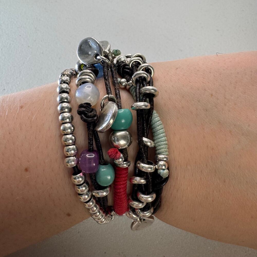 uno de 50 multicolor beaded leather multi strand bracelet silver tone